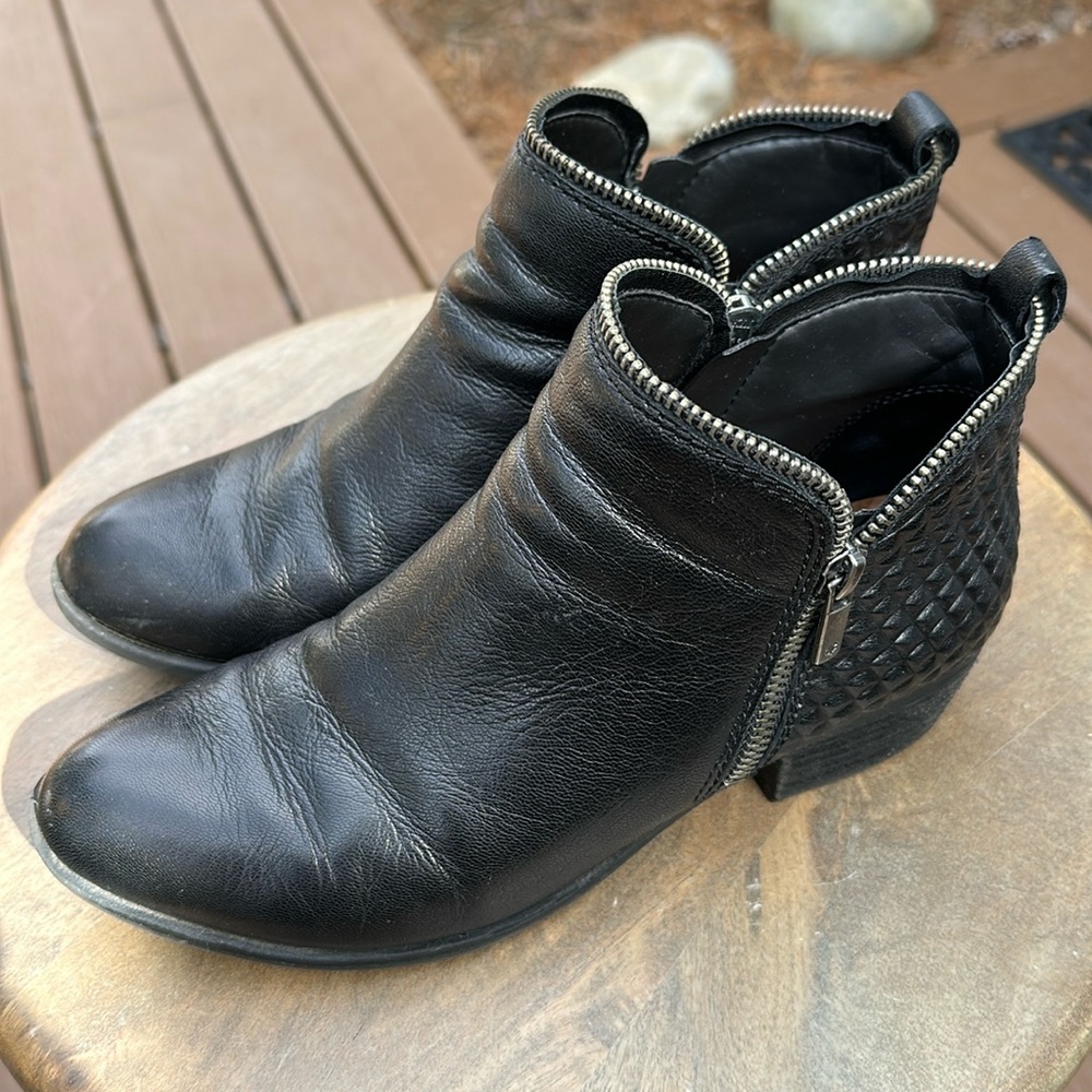 Lucky Brand LK-Bartalino Black Glove Nappa Booties Size 8.5M